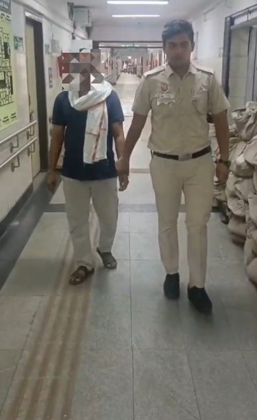 Helper held within 36 hours of Rs 3.85 lakh theft at shop in Delhi’s Chawri Bazar