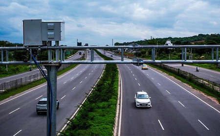 India’s first barrier-less tolling logs around 41,500 vehicles on Day 1