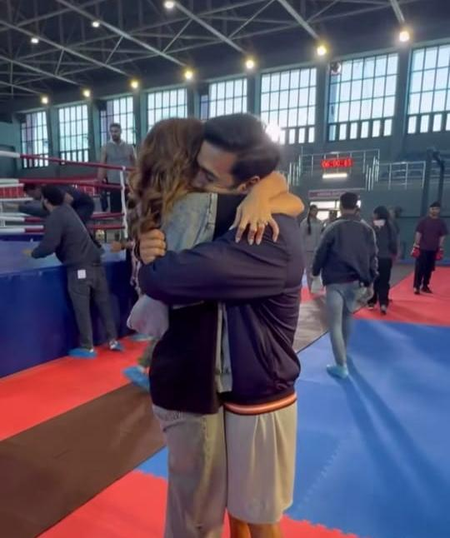 Kriti Kharbanda gives the tightest hug to the ‘most wonderful boy’ Pulkit Samrat