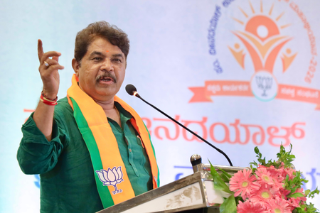 Centre raises sugarcane FRP: Karnataka BJP sees it as relief, slams state govt over unpaid dues