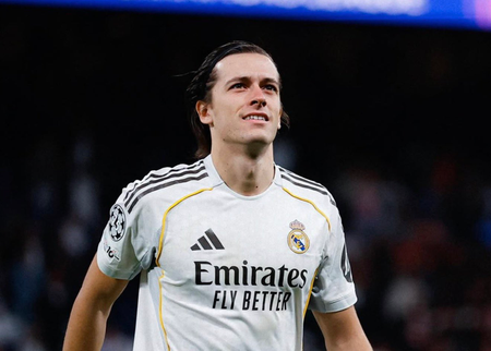Football: Carreras denies reports of Real Madrid dressing-room bust-up