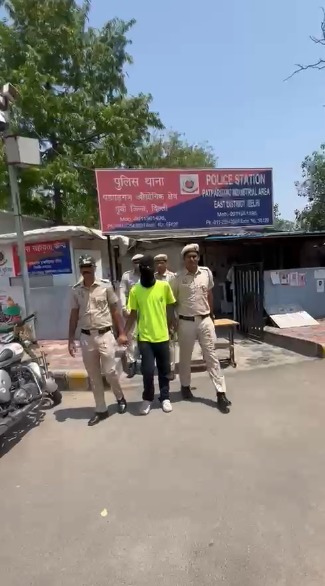 Hardcore criminal of Dev Kalyanpuri gang arrested under ‘Operation Gang Bust’; illegal firearm, live cartridges recovered