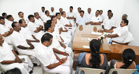 AIADMK district Secretaries meet today amid internal turmoil, revolt rumours