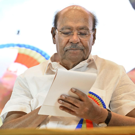 Ramadoss urges Guv Arlekar to invite Vijay to form govt in Tamil Nadu