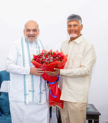Chandrababu Naidu meets HM Amit Shah, seeks funds for Andhra Pradesh