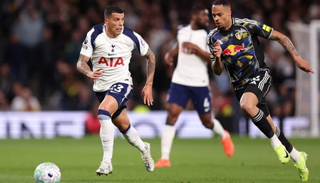 Spurs go two points clear of relegation after 1-1 draw with Leeds
