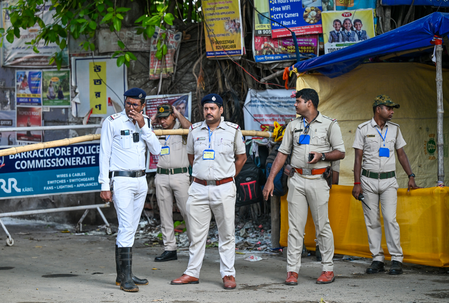 ‘Master Parade’ mandatory every 15 days, Kolkata Police issue strict instructions to enhance police efficiency