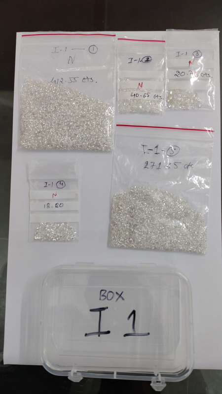 DRI seizes diamonds worth over Rs 5.7 Crore at Mumbai airport, two arrested