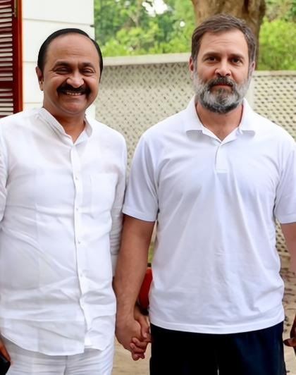‘Right choice’: Digvijaya Singh endorses Satheesan as Kerala legislative party leader