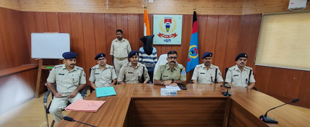 Jharkhand police seize 231 kg poppy straw, opium in Khunti, wanted smuggler arrested with firearm