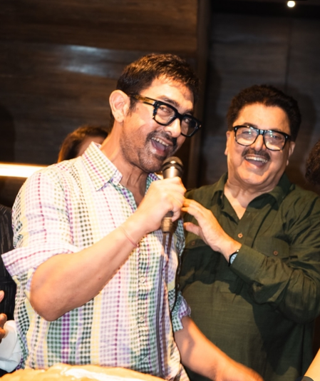 Aamir Khan turns nostalgic, sings ‘Papa Kehte Hain’ from his 1988 movie ‘QSQT’