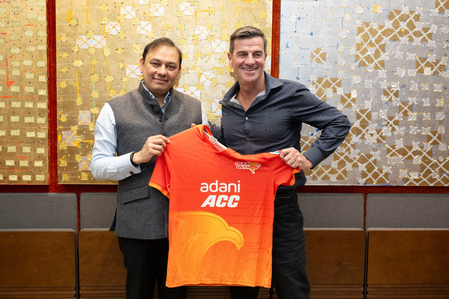 Adani Sportsline appoints Simon Helmot as Gulf Giants’ head coach for ILT20 2026
