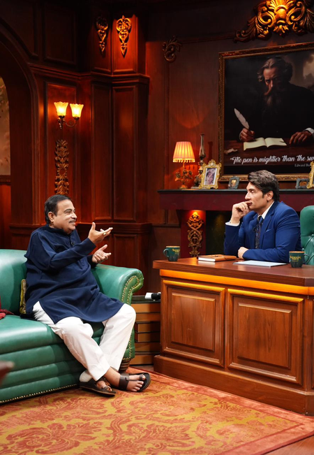 Nitin Gadkari tells Shekhar Suman he scored 52 percent in metric due to the Emergency