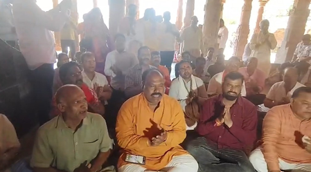 Devotees throng Bhojshala a day after HC verdict; perform puja, chant Hanuman Chalisa