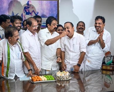 All that is history: Satheesan, Venugopal send strong Cong unity signal after battle for CM’s post