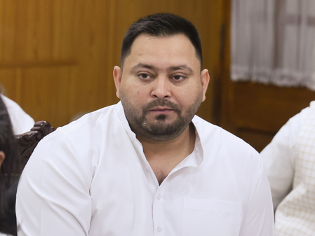 Tejashwi Yadav targets Bihar government over LPG shortage at community health centre in Begusarai
