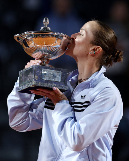 Svitolina beats Gauff to win third Italian Open title