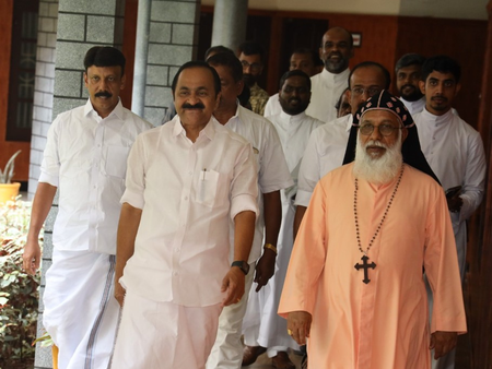 Kerala CM-designate V.D. Satheesan seeks blessings of Cardinal Cleemis Bava