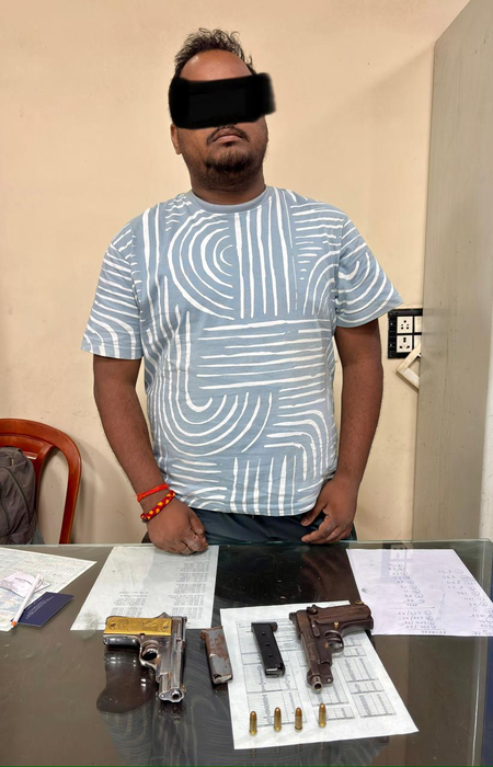 Kolkata Police arrest man with firearms, cartridges