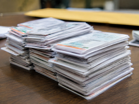 Recovery of Aadhaar cards from Trinamool office sparks tension in Bidhannagar
