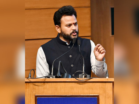 Delhi’s decision to cut ATF VAT to 7 pc will support airlines, keep air travel affordable: Aviation Minister