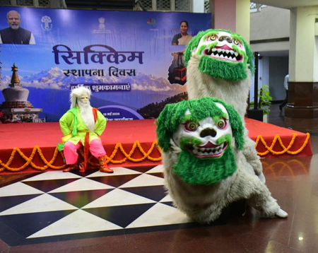 Delhi CM joins Sikkim Day celebration at Secretariat​