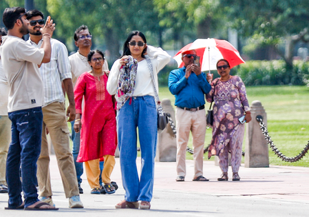 IMD issues yellow alert for heatwave in Delhi-NCR for next three days