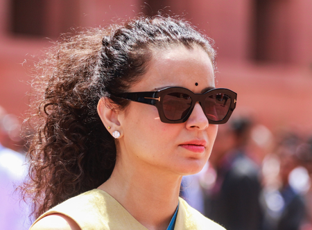Kangana Ranaut urges women to be independent: Indian society is notorious for abandoning daughters