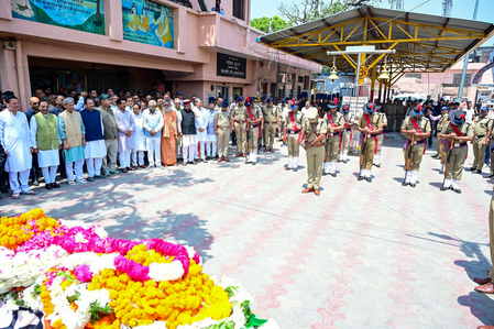 Former U’khand CM Khanduri’s last rites held with full military honours, emotional tributes paid