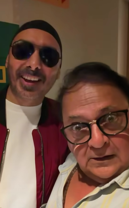 Rakesh Bedi bumps into Sukhbir in Goa; latter greets him with ‘Dhurandhar’ iconic ‘Baccha Hai Tu Mera’ dialogue
