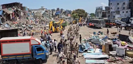 85 pc demolition done as anti-encroachment drive continues in Mumbai’s Bandra amid tight security