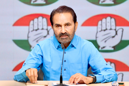 Gujarat: BJP set for clean sweep in Rajya Sabha elections as lone Cong seat at risk