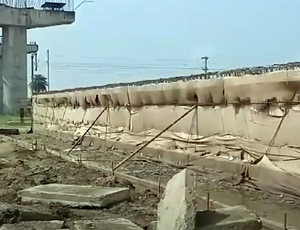 Ban on heavy vehicles at bridge in Bihar’s Gopalganj due to structural concerns