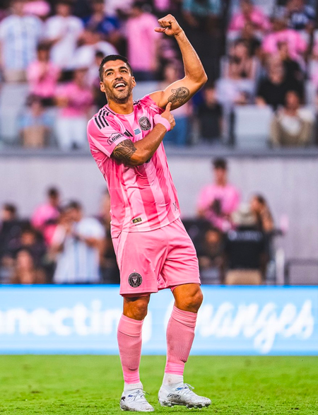 Suarez scores hat-trick as Miami secure 6-4 comeback win over Philadelphia