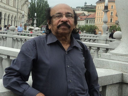 ‘Should not have become LoP’: Malayalam poet Satchidanandan criticises Pinarayi Vijayan