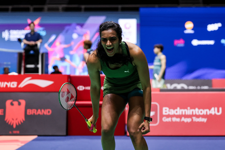 Singapore Open: Prannoy bows out; Sindhu, Lakshya, Satwik-Chirag, Tanisha-Dhruv secure QF spots (ld)