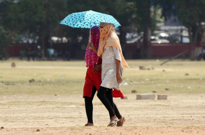 Severe heatwave grips Bihar; Red Alert issued in five districts, train services disrupted