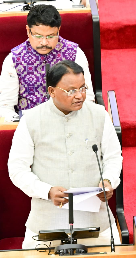 Odisha CM reviews law and order, orders crackdown on organised crime