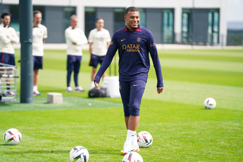 Mbappe’s future under spotlight as Real Madrid prepare for crucial Clasico