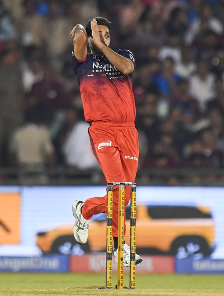 IPL 2026: Bhuvneshwar says RCB executed plans well on Raipur’s ‘tricky wicket’ after 4-fer against MI