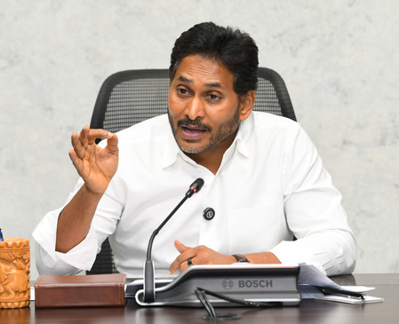 Jagan tears into ‘Smart Kitchens’ plan, warns of 85,000 women losing livelihoods