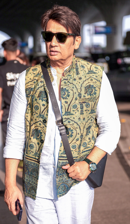 Shots fired: Shekhar Suman takes a dig at Indian fugitives, says ‘they used to fly airplanes, play cricket’