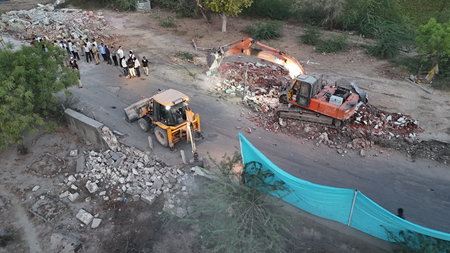 Gujarat: Large-scale encroachment removal carried out in Viramgam for road-widening project