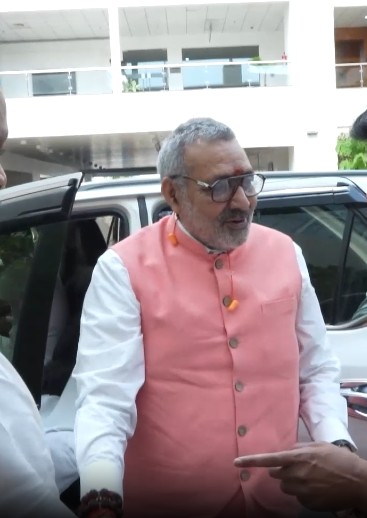 Bihar’s Begusarai court continues relief to Giriraj Singh in 2019 poll-related case