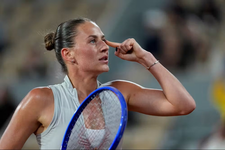 French Open: Kostyuk creates history with win over Svitolina, reaches first Grand Slam semis