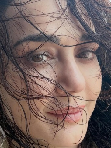 Preity Zinta takes a moment to chill before stepping into new project