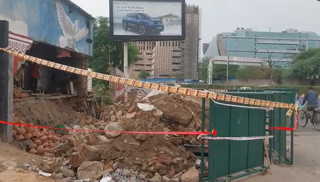Wall of Dayanand Crematorium collapses during sewer work on Lodhi Road; one dead, two injured