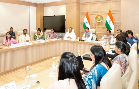 Maha CM directs strategic overhaul for BEST, land to be developed on PPP model with financial partners