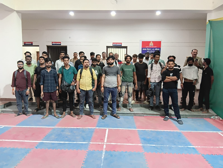 Noida cops crack down on public drinking, take action against 125 violators