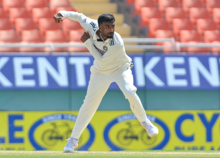 Warwickshire sign India spinner Manav Suthar on short-term contract for County Championship